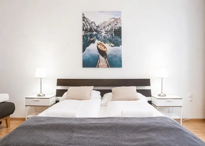 Stylish 2br Near Wiener Stadthalle & Suitable For Long *