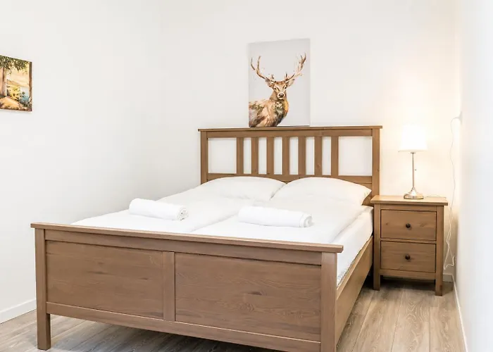 Stylish 2br Near Wiener Stadthalle & Suitable For Long * וינה